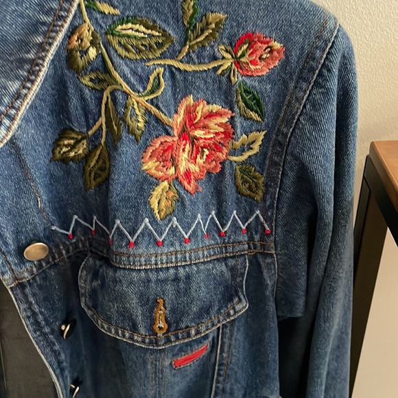Vintage jean jacket - Picture 2 of 2
